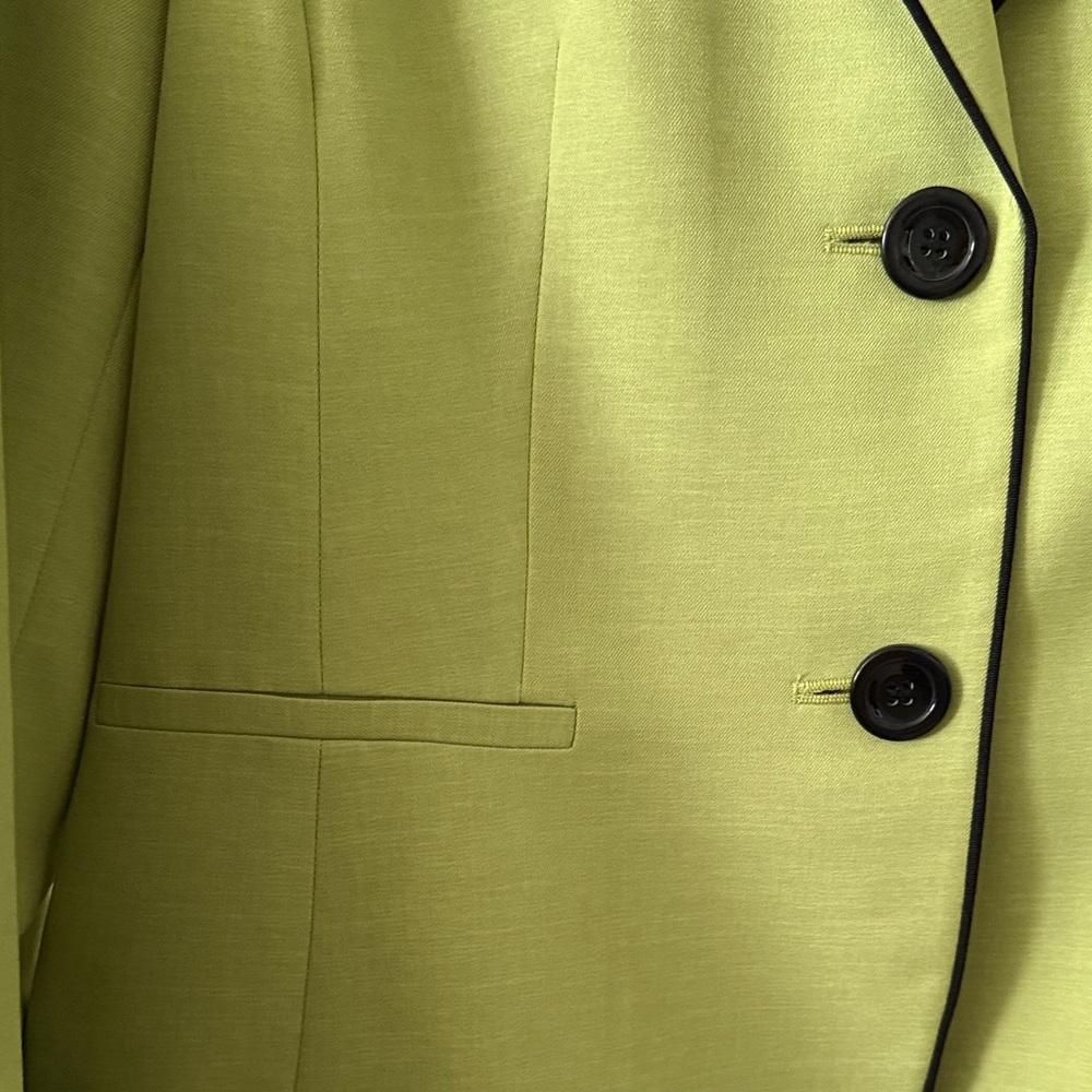 Black Label Women's Lime Blazer with Black Trim - Picture 3 of 6
